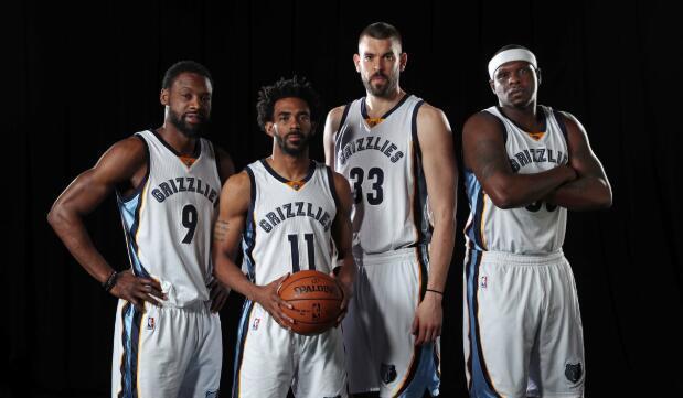 在高噪音情 在高噪音情